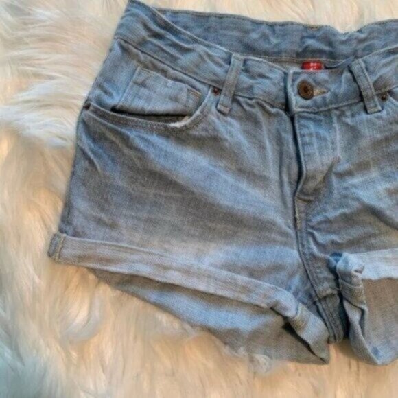 Divided H&M Denim Shorts Light Wash Cuffed - Picture 2 of 8